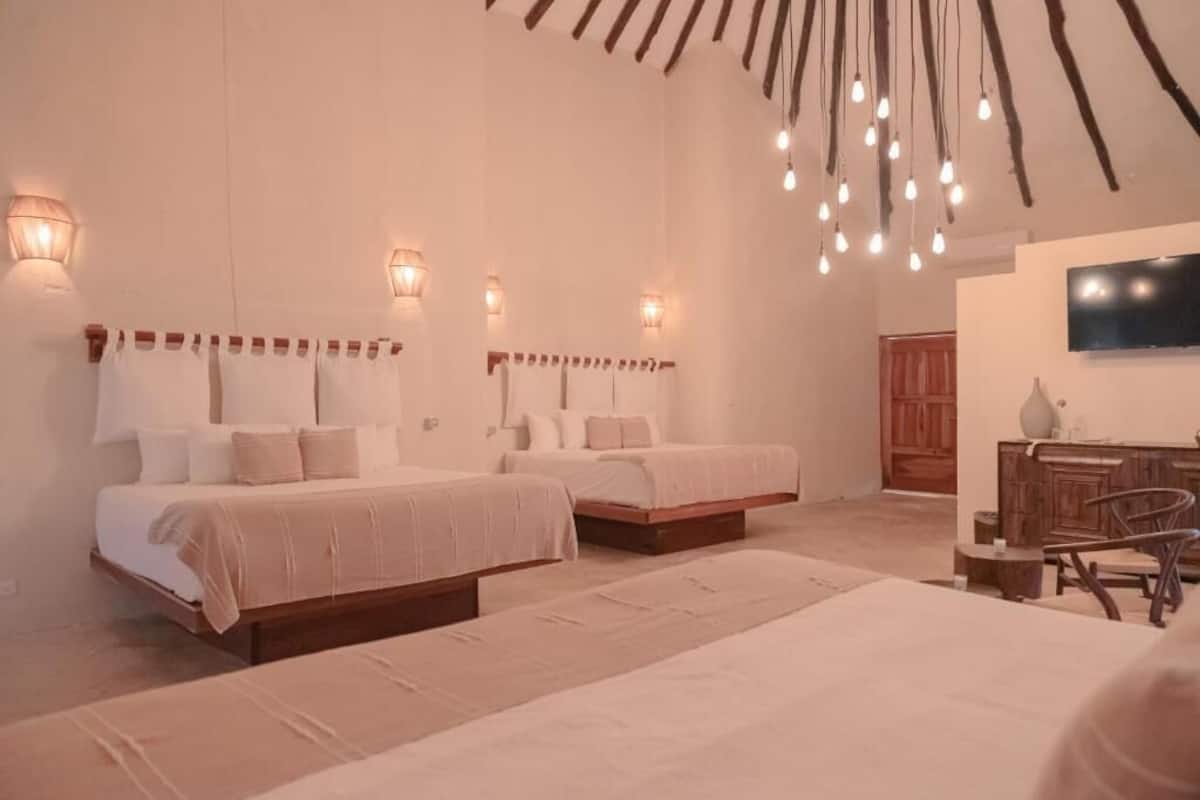 Presidential Suite Ocean Front | Luxe beddengoed, donzen dekbedden, pillowtop-bedden