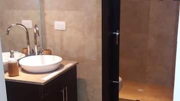 In-room safe, free WiFi