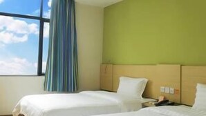 Room - 7 Days Inn (Guangzhou)