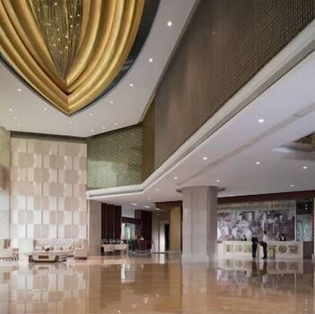 Lobby. Vienna International Hotel