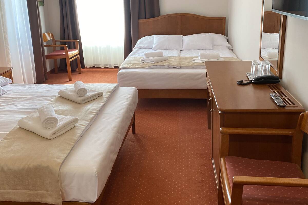 In-room safe, desk, iron/ironing board, free WiFi