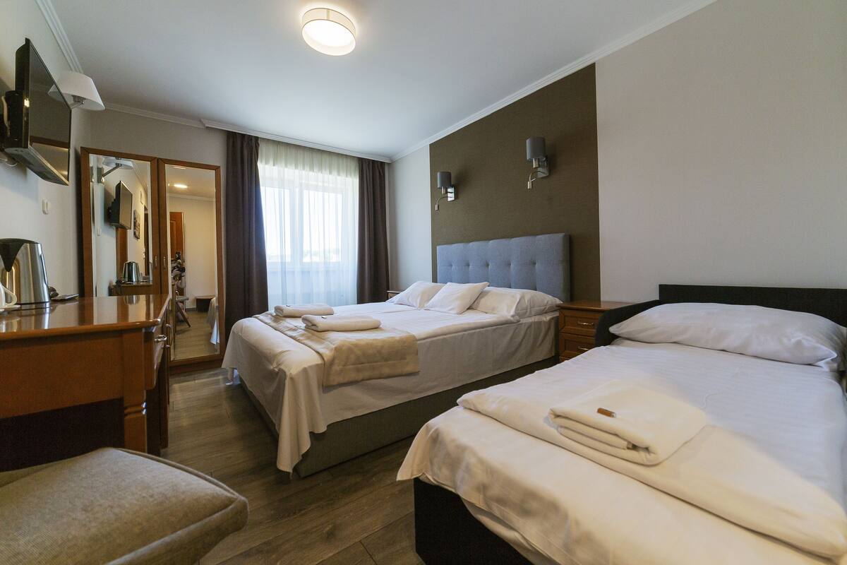 In-room safe, desk, iron/ironing board, free WiFi