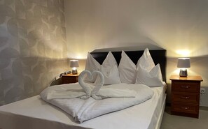 In-room safe, desk, iron/ironing board, free WiFi