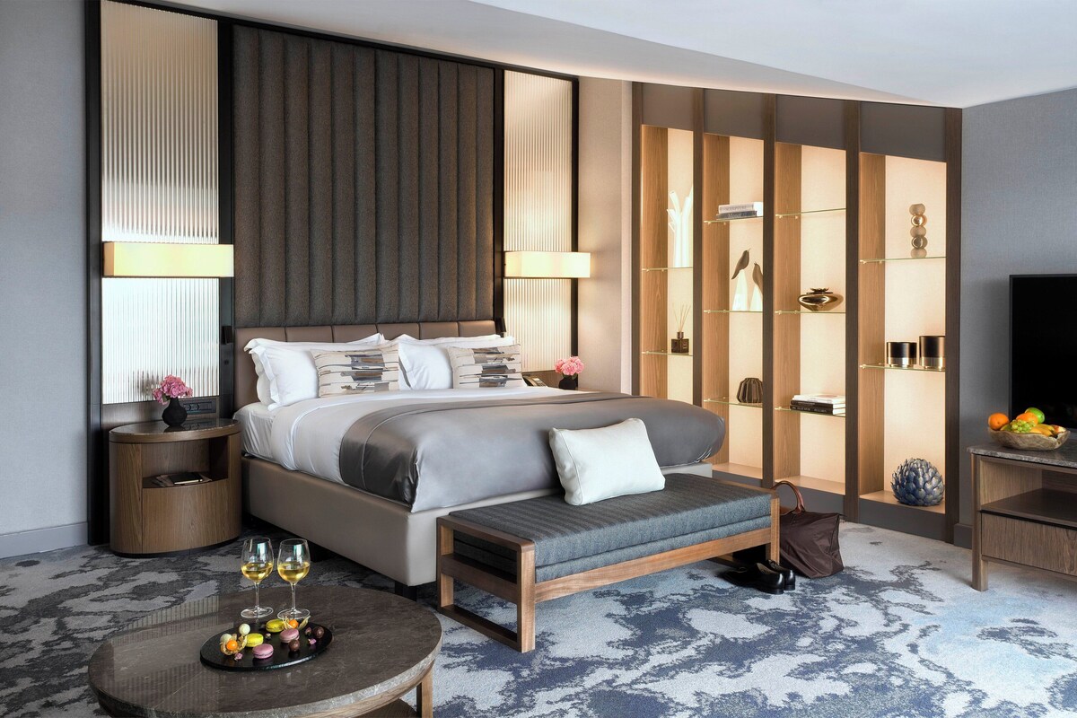 Suite, 1 cama de matrimonio grande, terraza (Cathedral View) | Ropa de cama de alta calidad, edredones de plumas, caja fuerte
