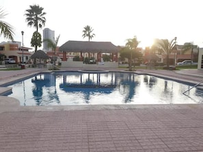 Piscine extérieure