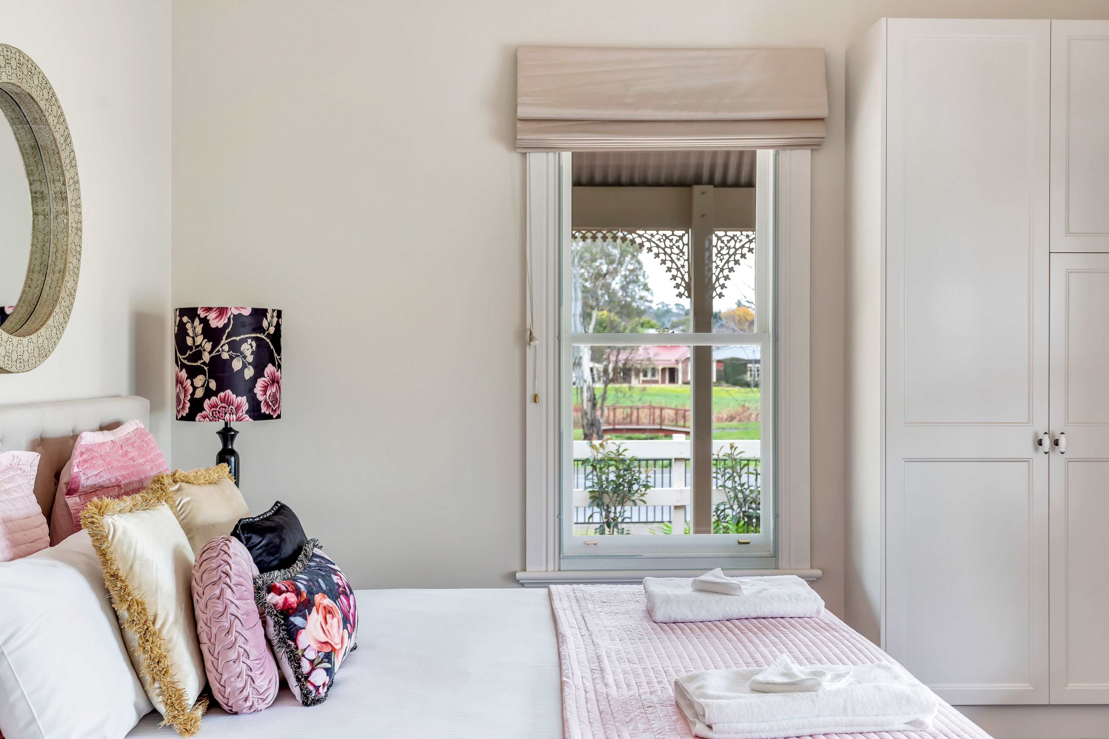 Grandview Accommodation - The Flaxley Apartments — image 27