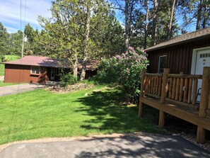 Front of property - Rockerville Lodge & Cabins (Rapid City)