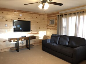 Cabana luxo, várias camas | Ferros/tábuas de passar roupa, Wi-Fi de cortesia, roupa de cama