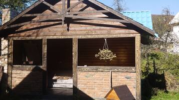 BBQ/picnic area