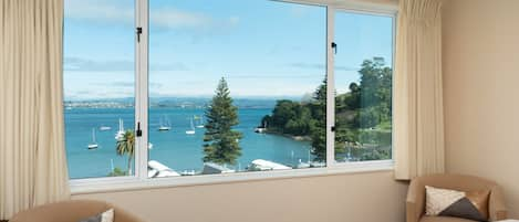 2 Bedroom Ocean Harbour View Apartments