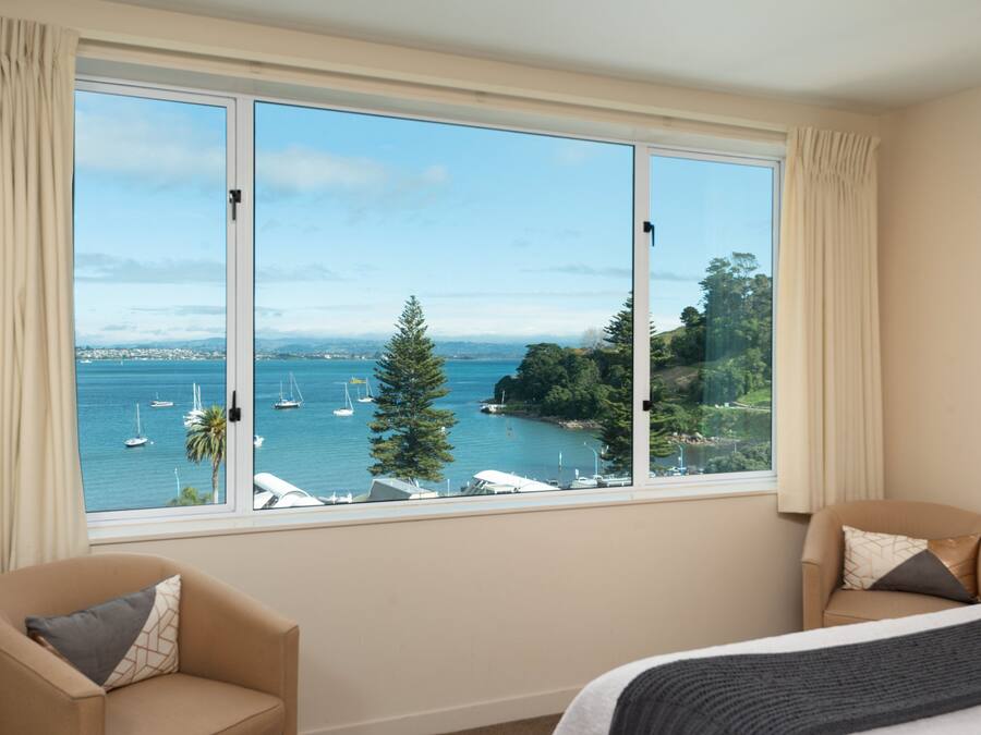 2 Bedroom Ocean Harbour View Apartments