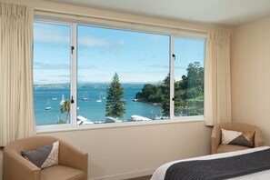 2 Bedroom Ocean Harbour View Apartments