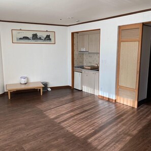 Studio, Non Smoking (Ondol, 25PY)