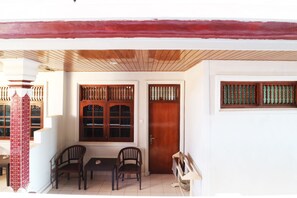 Exterior - Taman Mekar Beach Inn (Kuta)