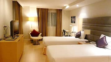 Minibar, blackout curtains, free WiFi, bed sheets
