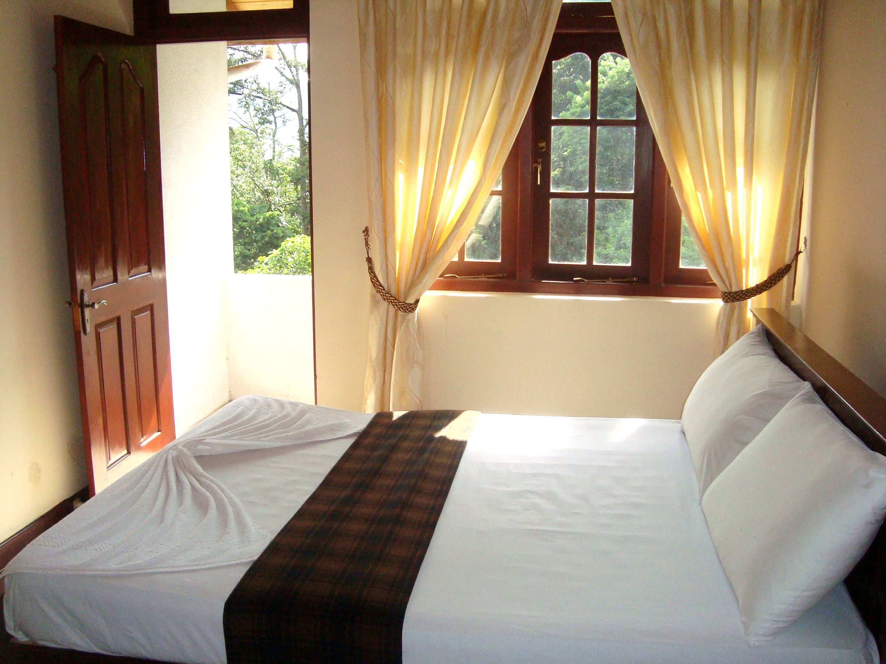 Memory-foam beds, desk, soundproofing, iron/ironing board