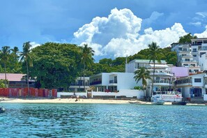 Front of property - Arkipelago Divers and Beach Resort (Puerto Galera)