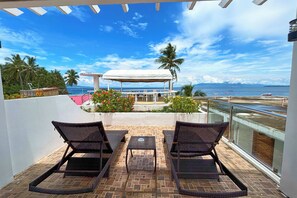 Villa | Terrace/patio - Arkipelago Divers and Beach Resort (Puerto Galera)