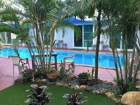 Garden View with A/C | Terrace/patio