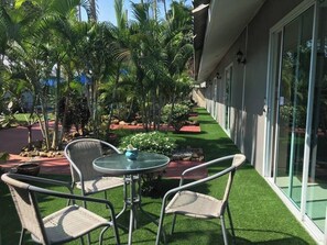 Garden View with A/C | 露台/庭院