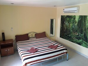 Garden View with A/C | 1 bedroom, in-room safe, blackout drapes, free WiFi - Carpe Diem Guest House (Ko Chang)