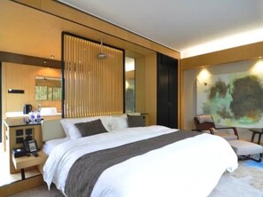 Chalet Mewah | Minibar, tirai kedap cahaya, dan Wi-Fi gratis
