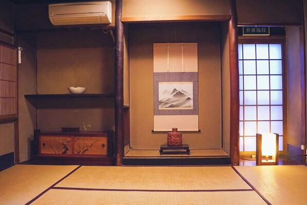 Twin Room | Free WiFi - Gojo Guest House - Hostel (Kyoto)