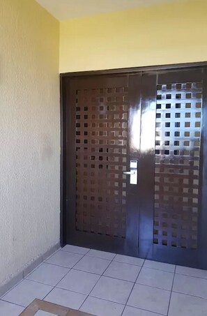 مدخل المنشأة