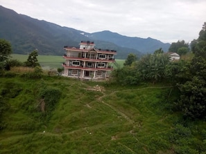 Exterior - 360 Lakefront Restro and Lodge (Pokhara)