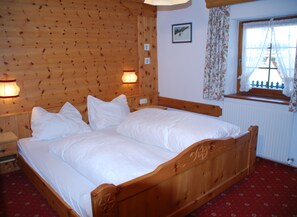 Departamento, 2 habitaciones, tina (Verwall) | 1 habitación, ropa de cama de alta calidad y decoración personalizada 