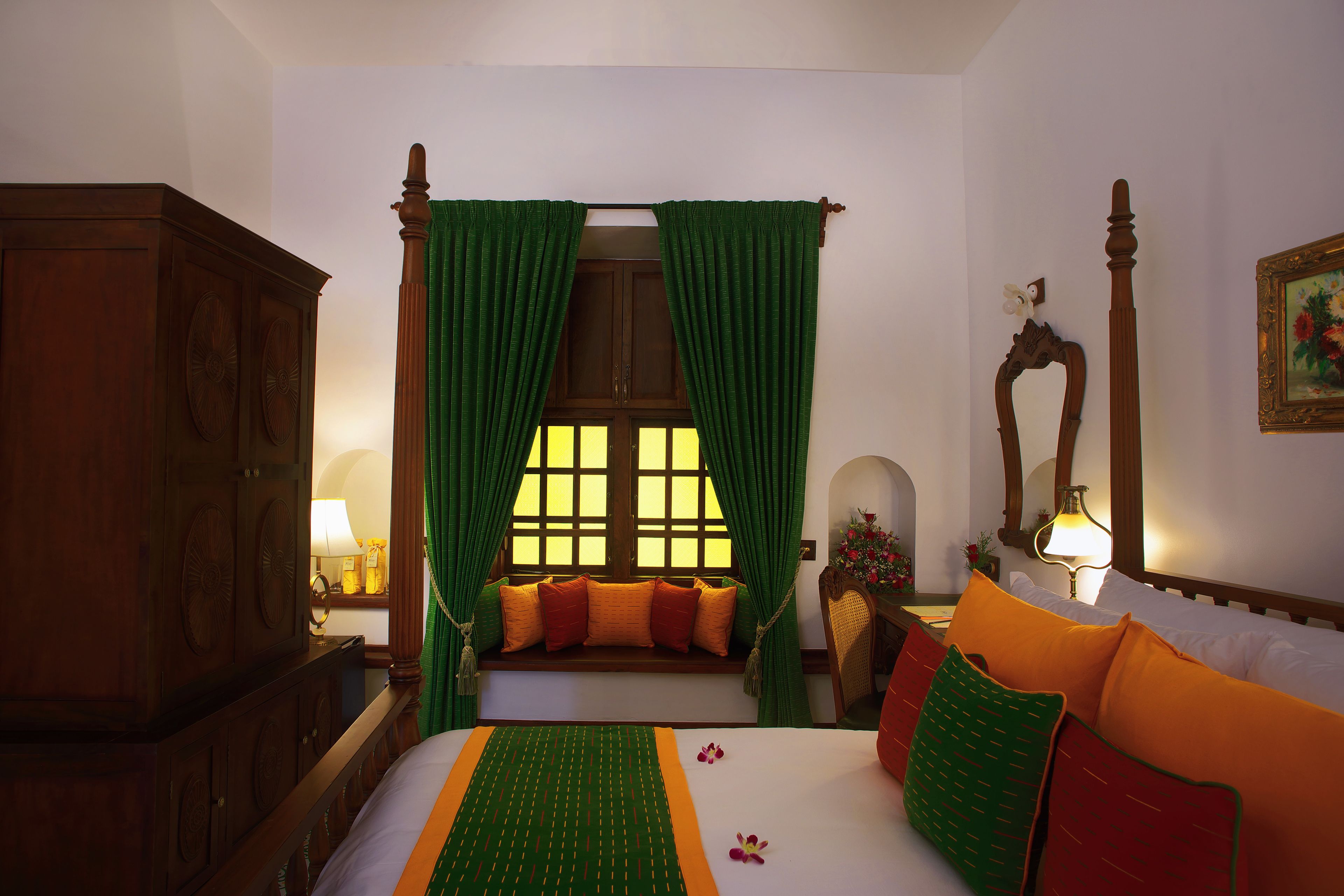 minibar, in-room safe, soundproofing, free wifi