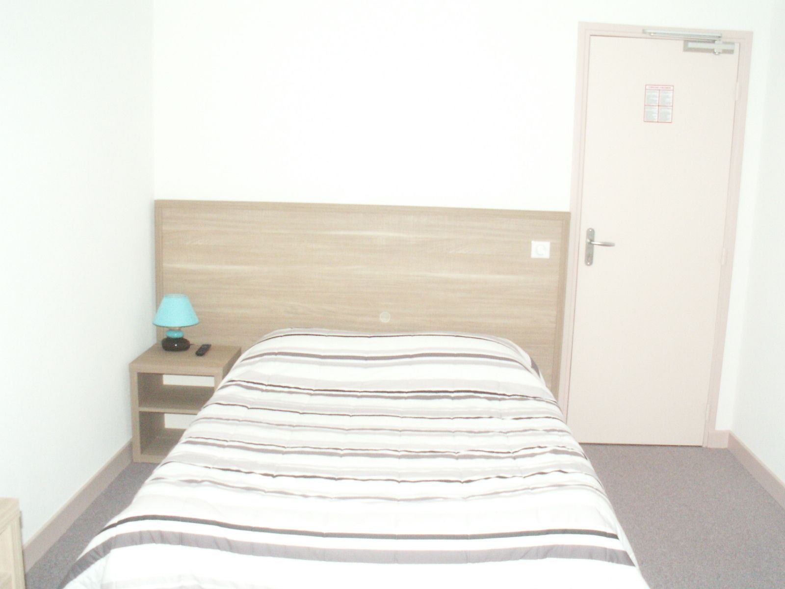 double room | individually decorated, individually furnished, desk, blackout curtains