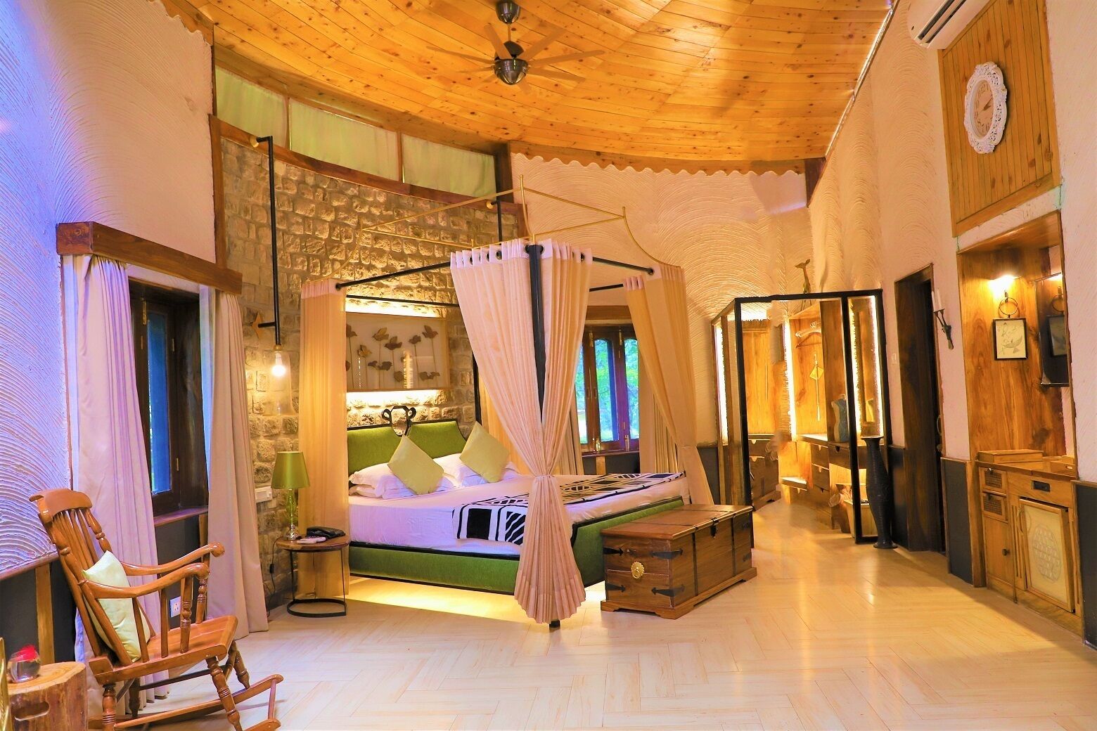 Villa | Zimmersafe, individuell dekoriert, individuell eingerichtet