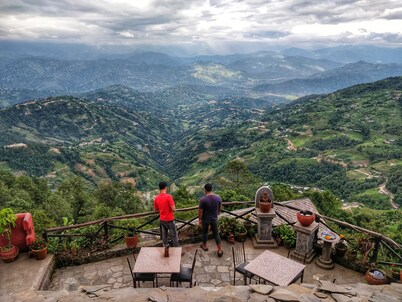 Everest Manla Resort