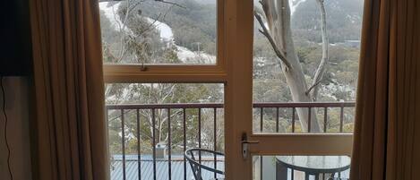 Estúdio econômico, vista para a montanha | Terraço/pátio