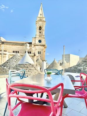 Suite – panorama, 2 soverom, terrasse (Trullo Magnolia) | Byutsikt fra overnattingsstedet