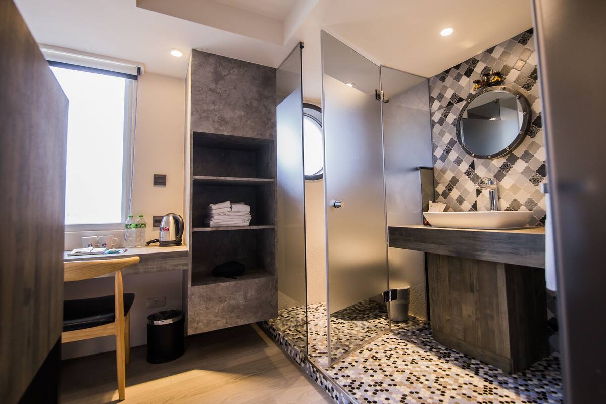 comfort double room, 1 king bed | view from room