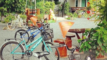 المنطقة المحيطة بالمنشأة