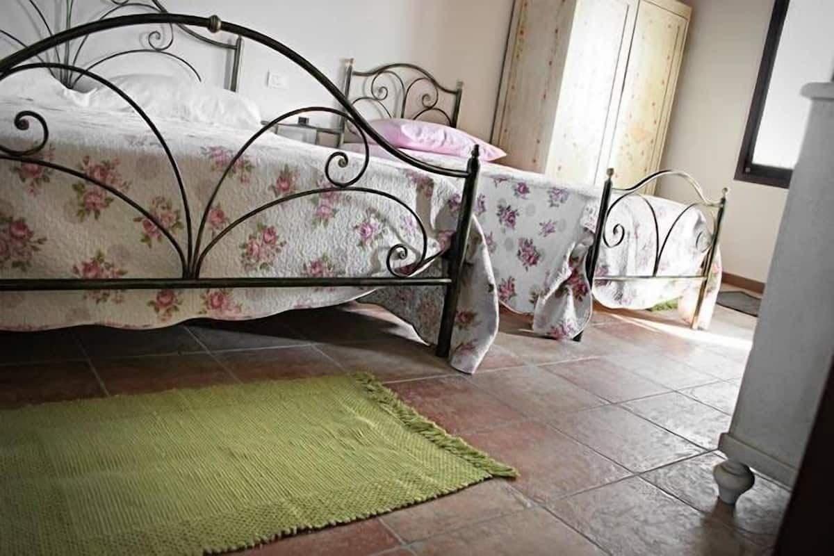 Chambre Triple | Wi-Fi gratuit, draps fournis
