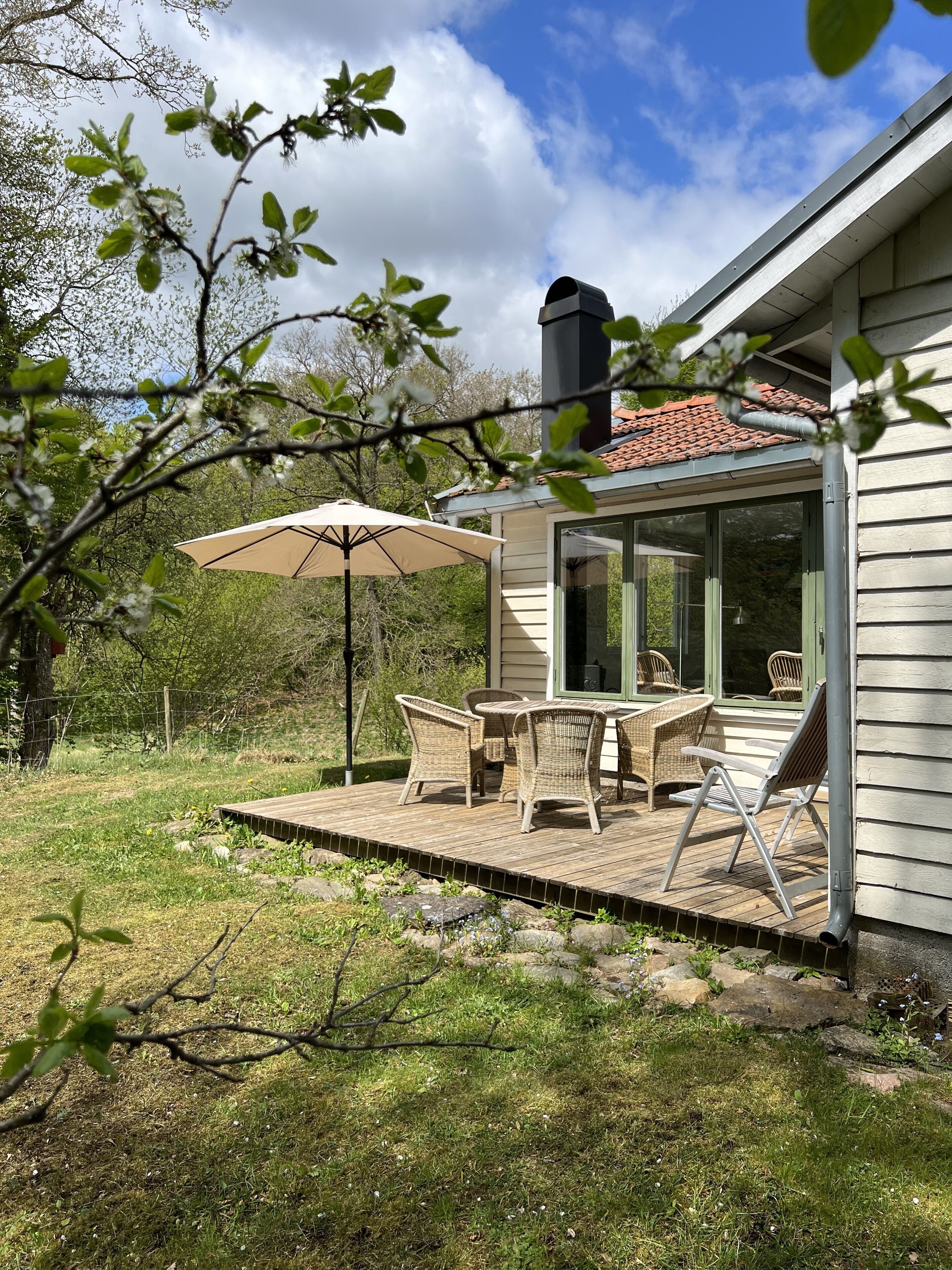 family cottage | terrace/patio