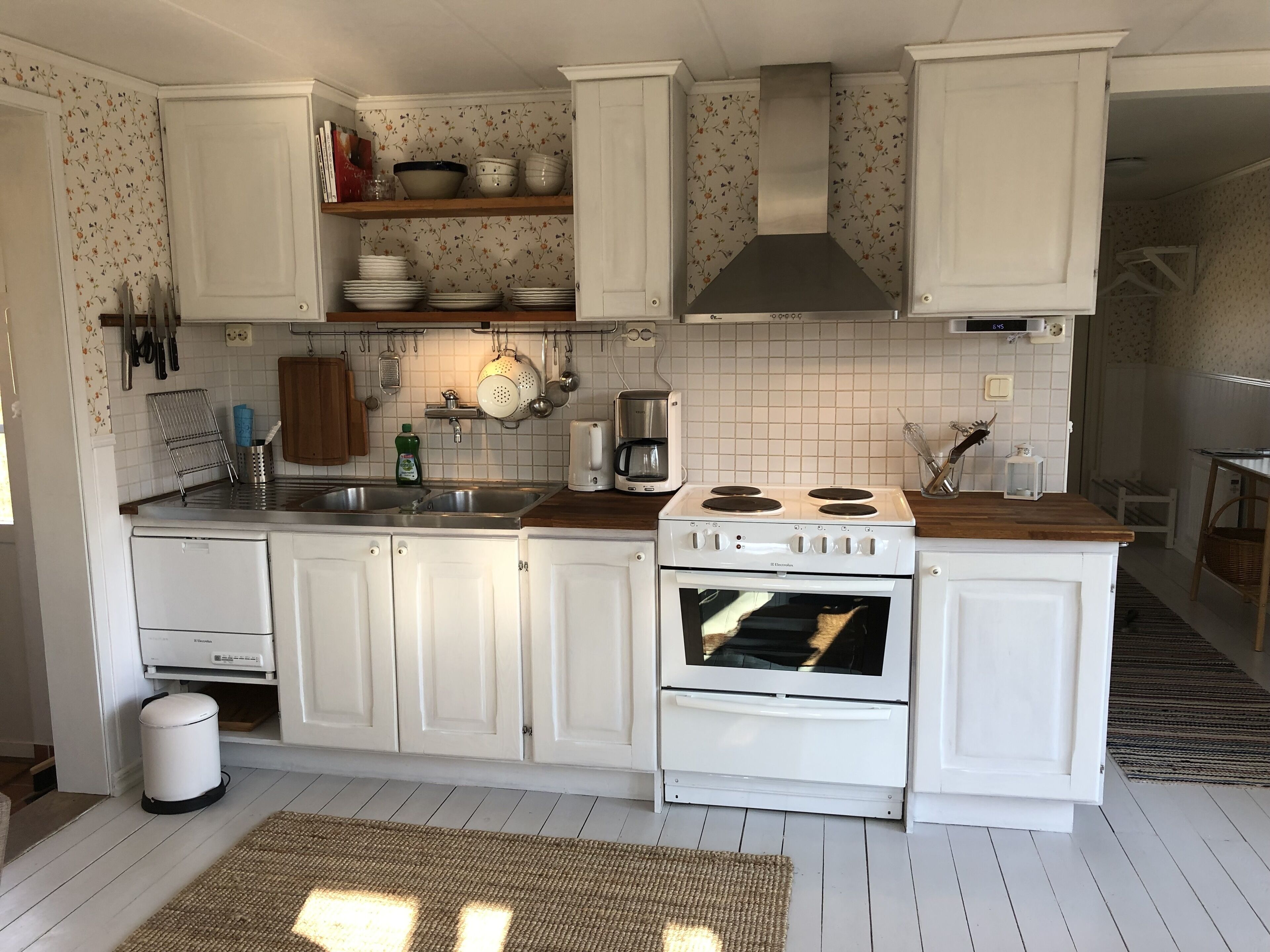 family cottage | private kitchen | fridge
