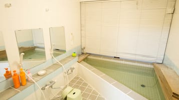 室内 SPA 浴缸