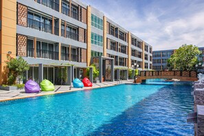 Utomhuspool