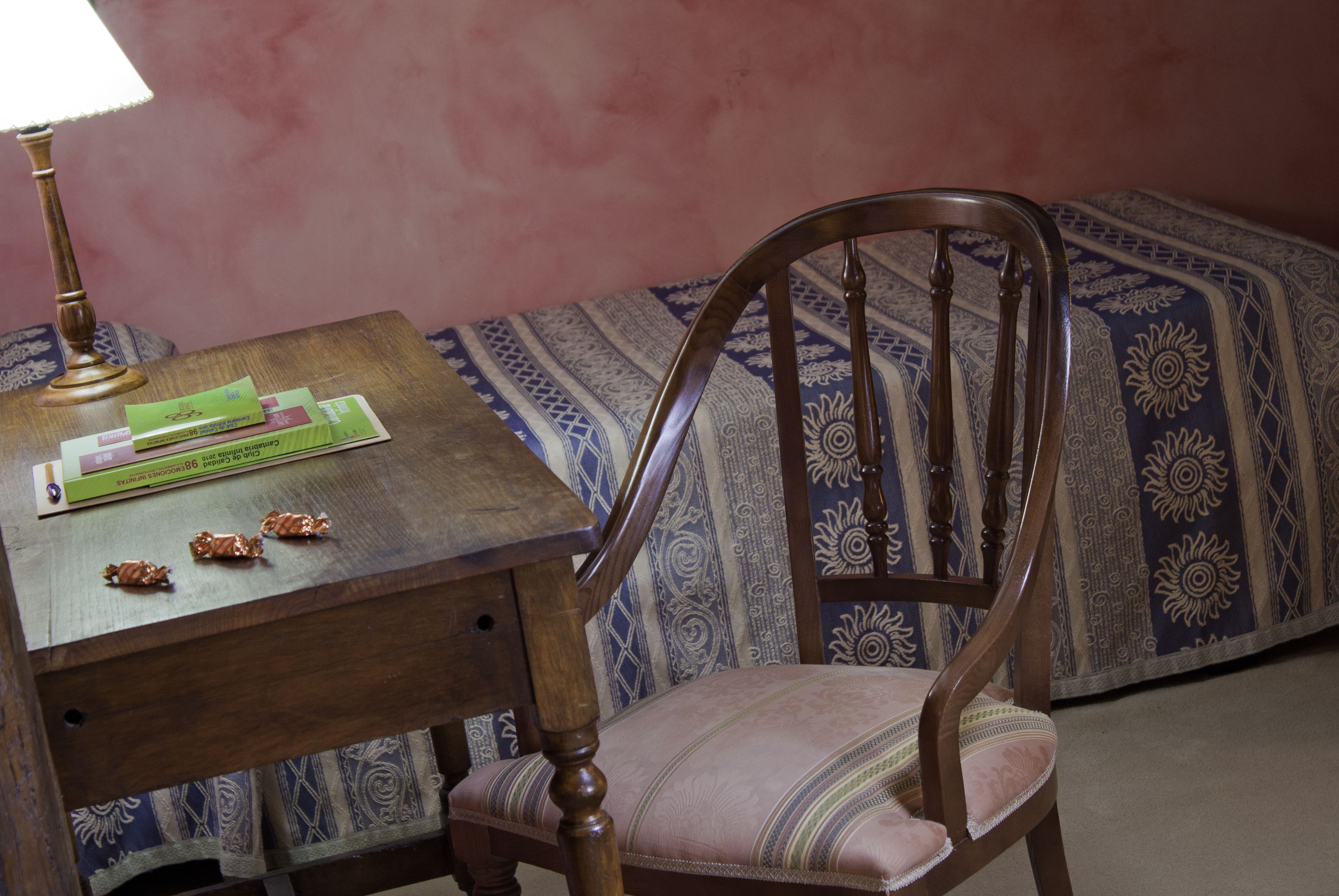 double room | 1 bedroom, in-room safe, desk, blackout curtains