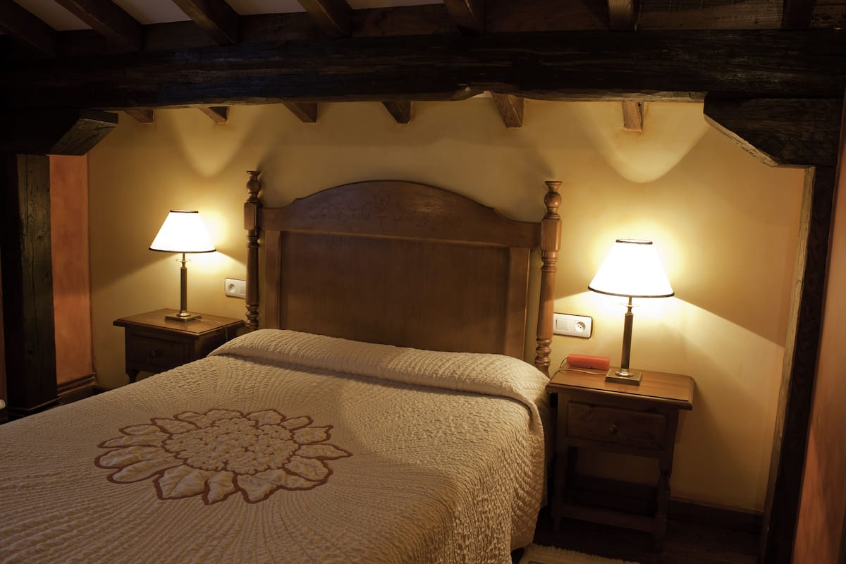 double room | 1 bedroom, in-room safe, desk, blackout curtains