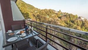 Premium Room-AC, Valley View | Balkong