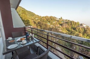 Premium Room-AC, Valley View | Balcony - Hotel Shiva Sanctuary (Dharamshala)