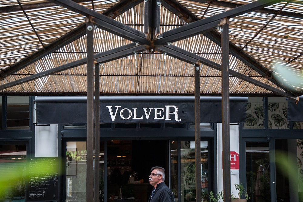 Maison Volver by null