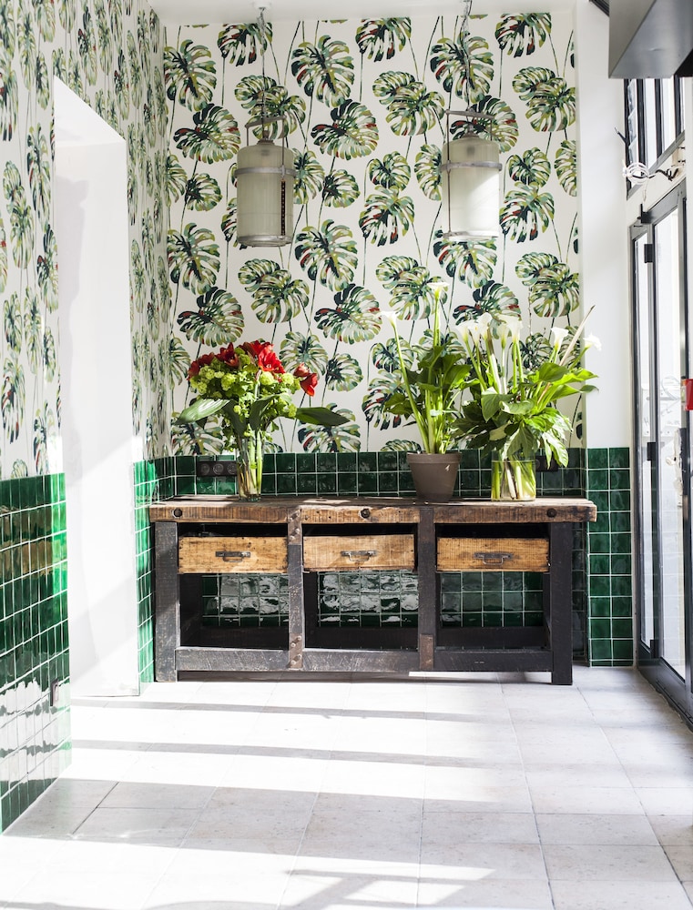 Maison Volver by null