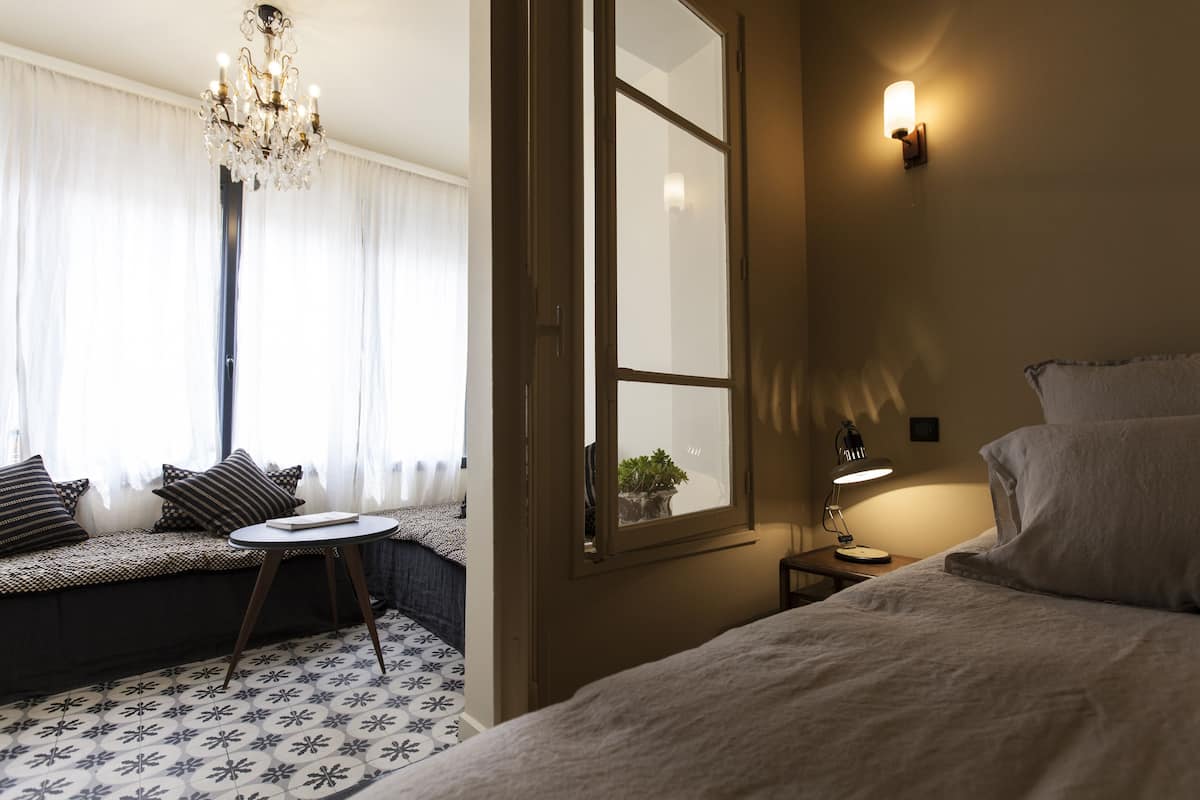 Suite | Ropa de cama de alta calidad, camas con pillow-top y insonorización